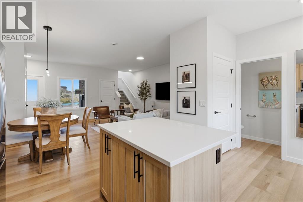 1223 Lanark Boulevard SE - 16