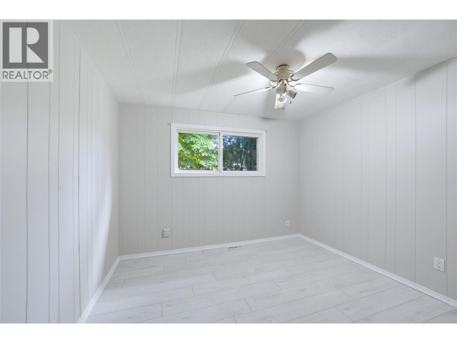 5 97A Highway Unit# 8, Sicamous