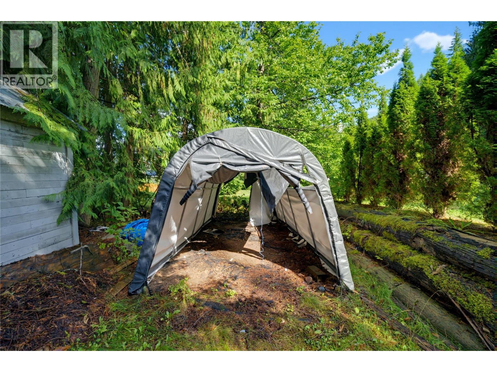5 97A Highway Unit# 8, Sicamous
