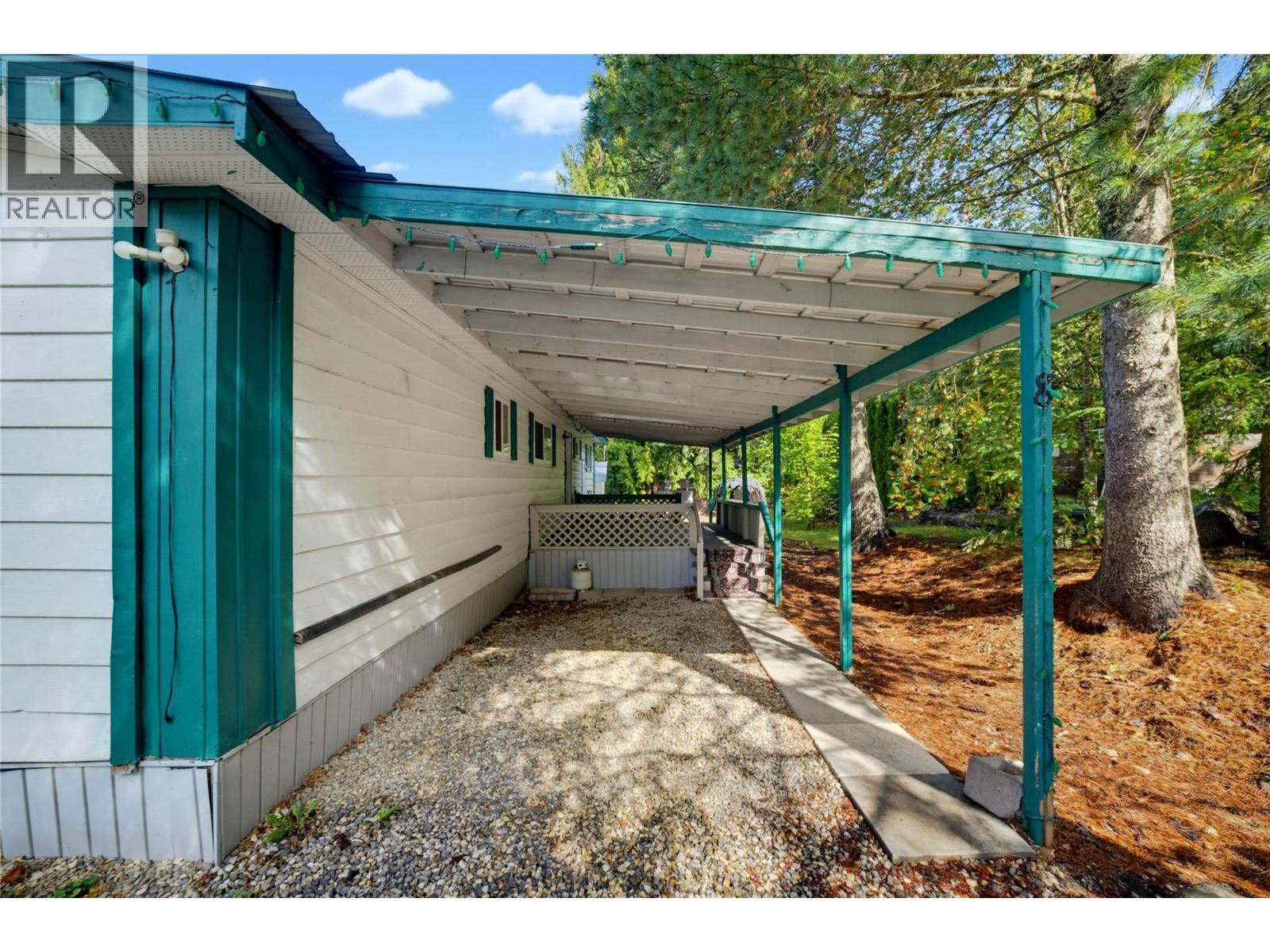 5 97A Highway Unit# 8, Sicamous