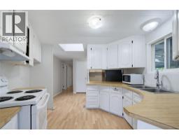 5 97a Highway Unit# 8, Sicamous, BC V0E2V1 Photo 31