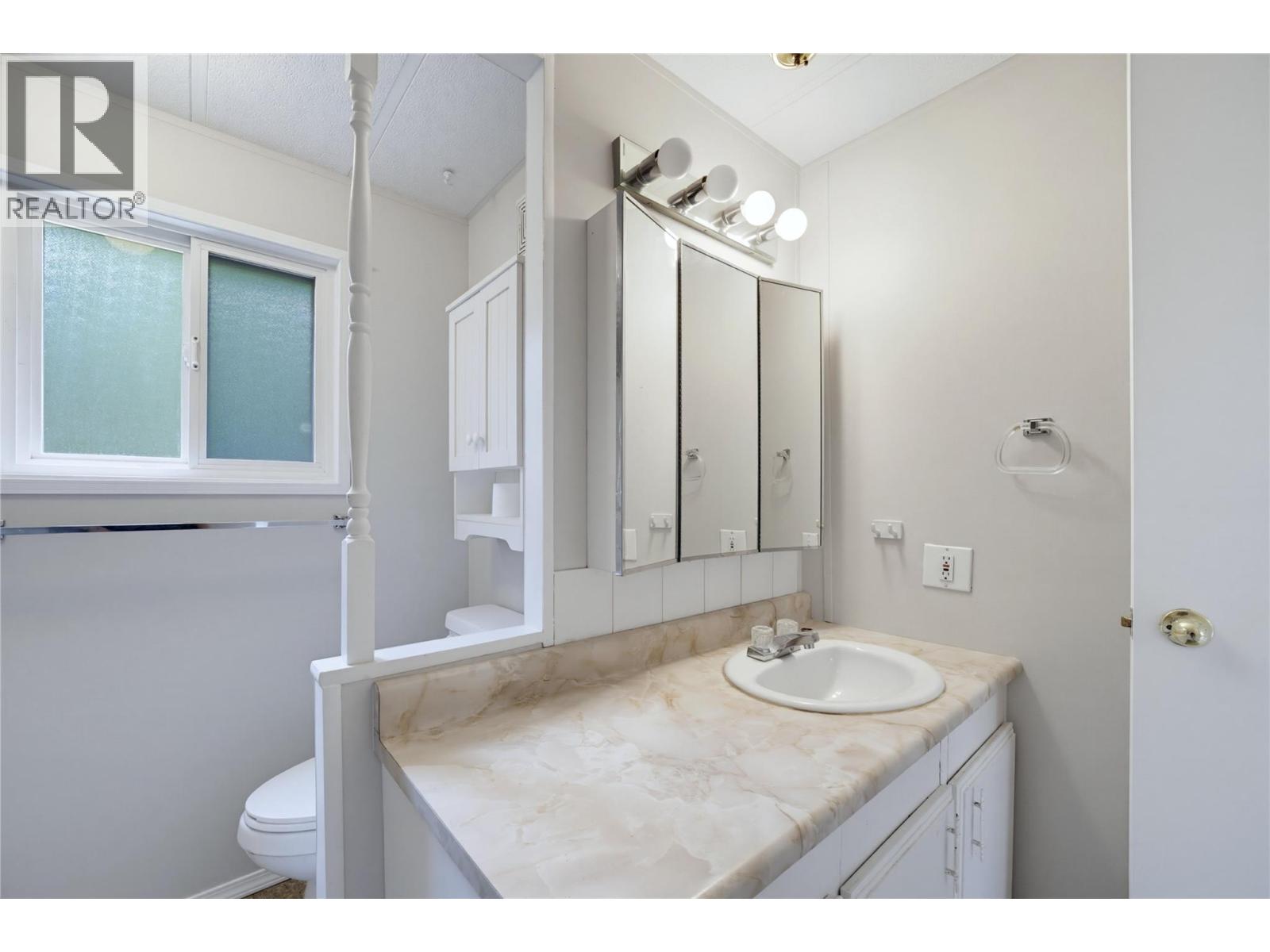 5 97A Highway Unit# 8, Sicamous