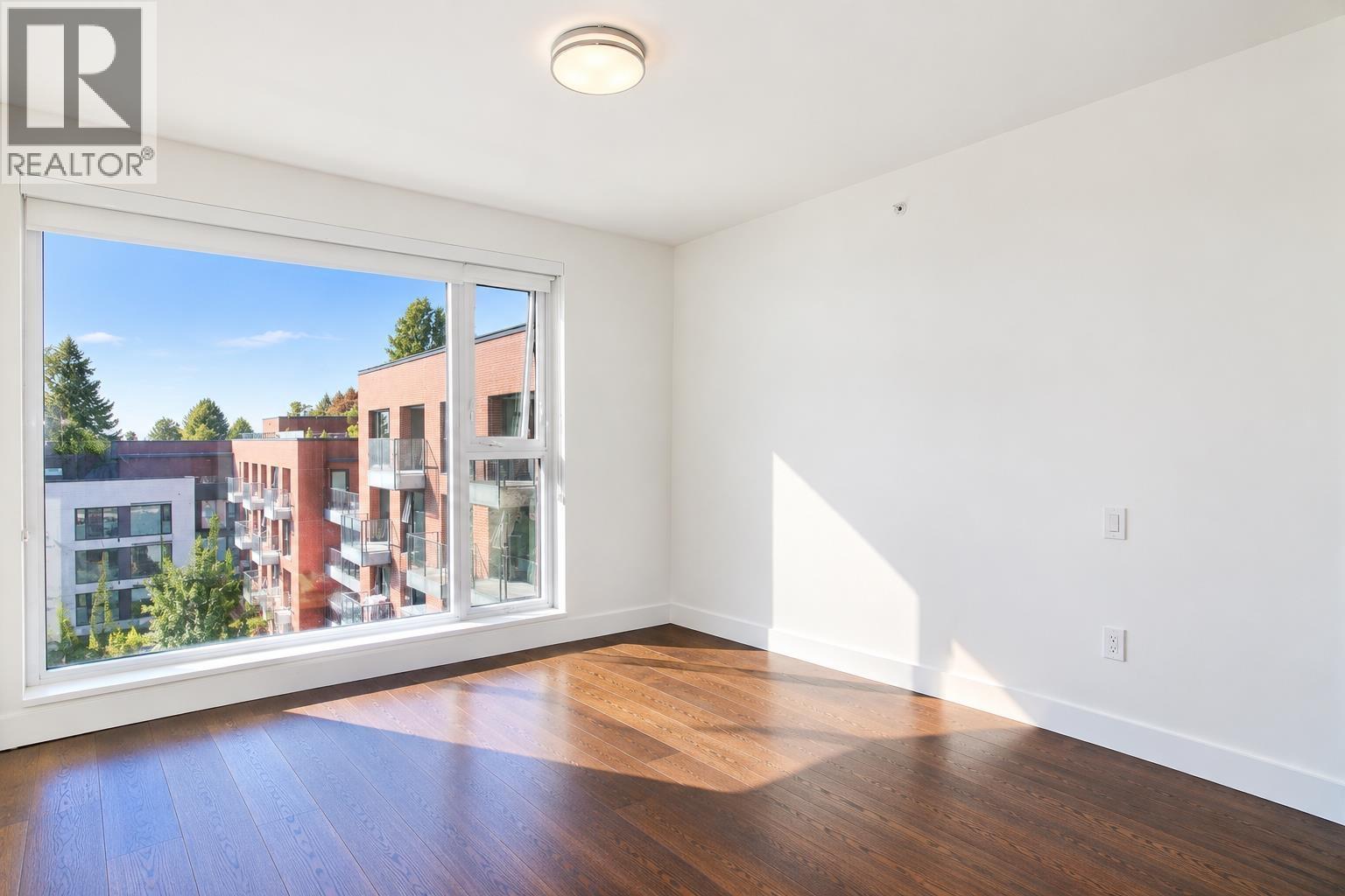 702 7128 ADERA STREET, Vancouver