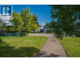 190 Coverdale Road Ne, Calgary, AB T3K4J7 Photo 39