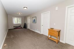 209 3rd Avenue Nw, Carman, MB R0G0J0 Photo 32