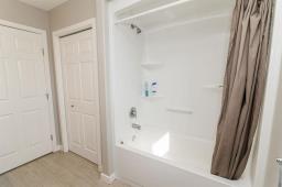 209 3rd Avenue Nw, Carman, MB R0G0J0 Photo 40