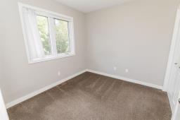209 3rd Avenue Nw, Carman, MB R0G0J0 Photo 33