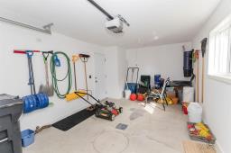 209 3rd Avenue Nw, Carman, MB R0G0J0 Photo 42