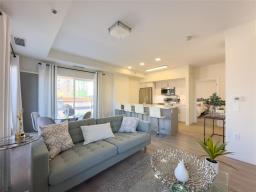 317 60 Philip Lee Drive, Winnipeg, MB R3W0R2 Photo 8