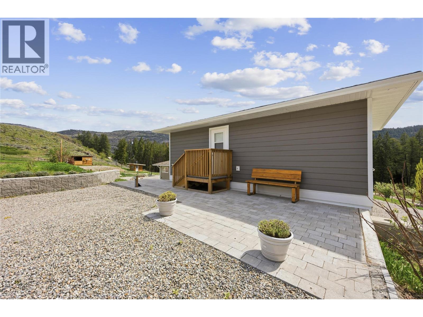 746 McMurray Road - 21