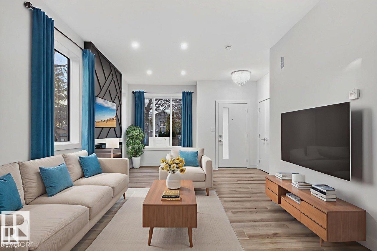 11927 90 ST NW - 3