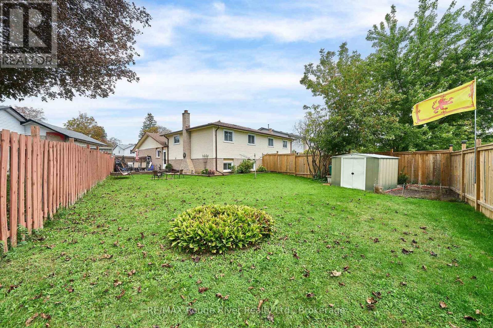 607 FOXRUN COURT, Oshawa (Pinecrest) — photo 7