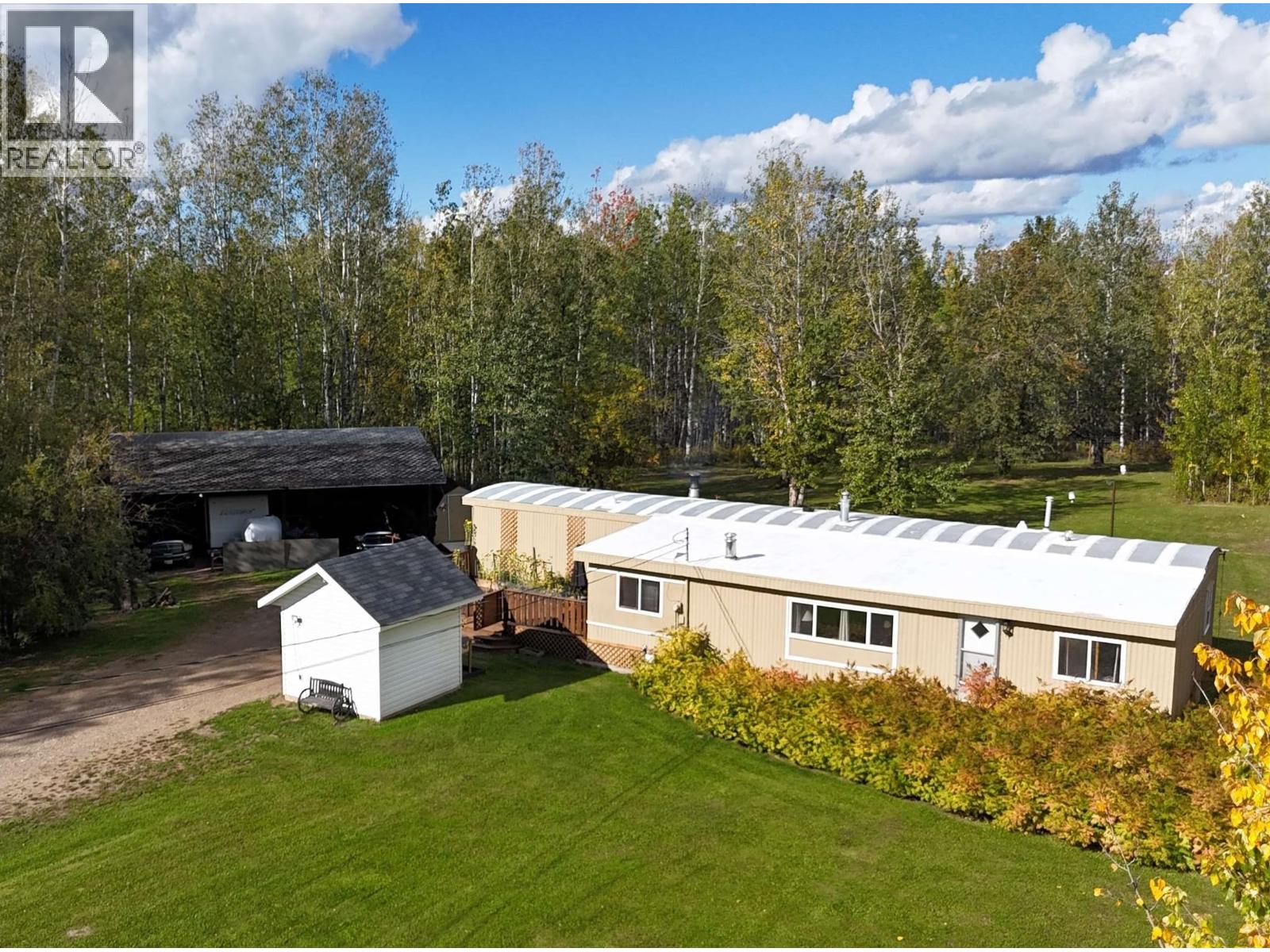 8 FEDIW ROAD, Fort Nelson