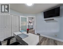 Foyer - 3516 Camelback Drive, Kelowna, BC V1X8A7 Photo 7