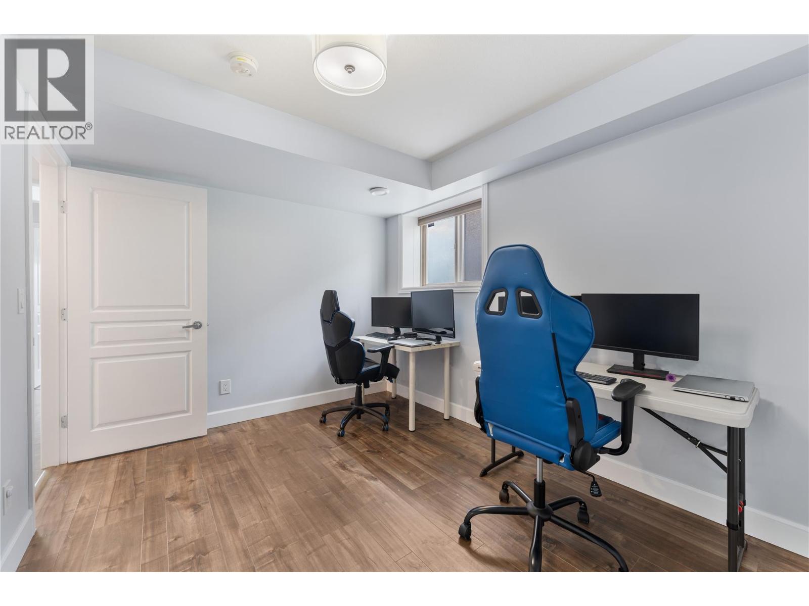 3516 Camelback Drive - 48