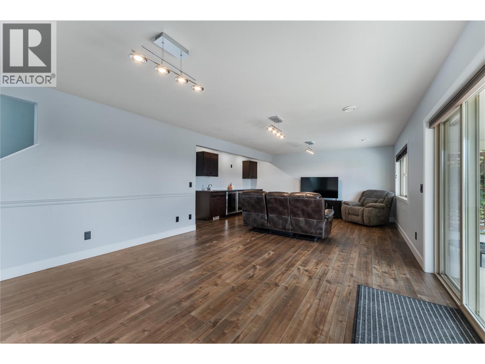 3516 Camelback Drive - 42