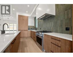 710 Bridge Crescent NE - photo 8