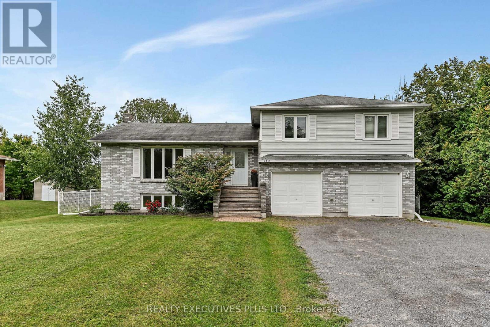 4413 CHAMPLAIN STREET, Clarence-Rockland