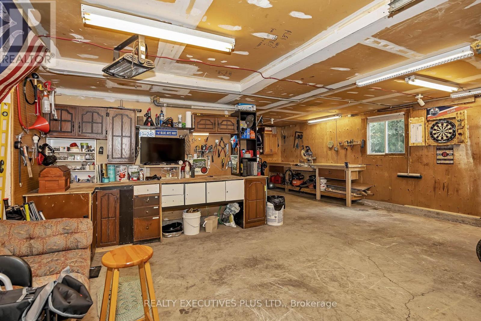 4413 CHAMPLAIN STREET - 30