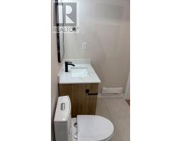Lower - 49 Mountainside Crescent, Whitby, ON L1R0P4 Photo 9