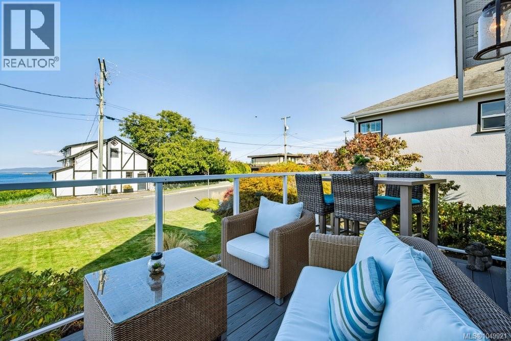  1244 Beach Drive, Oak Bay