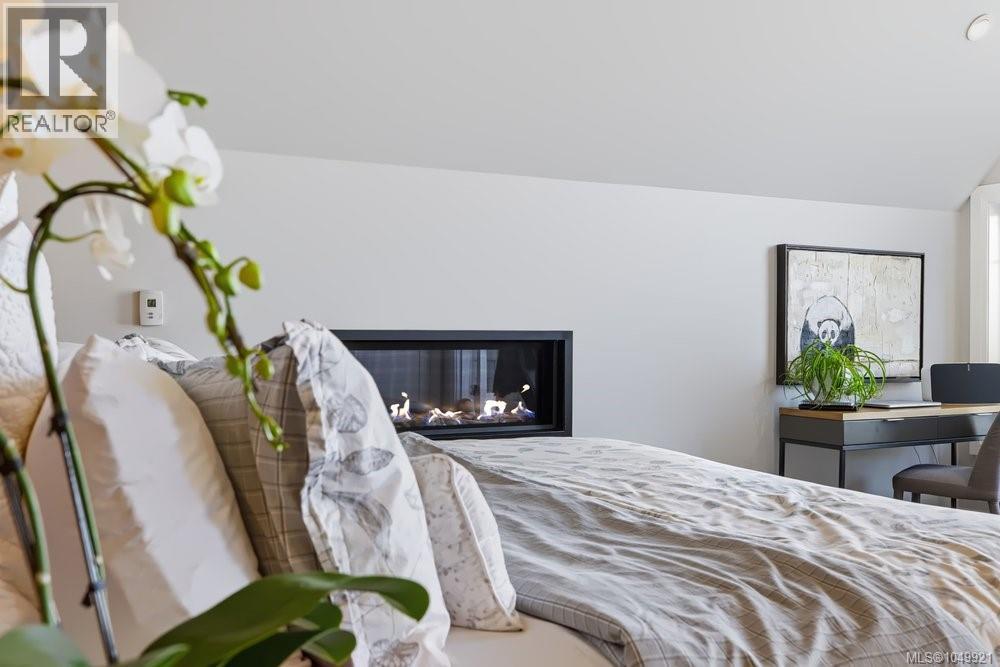 1244 Beach Dr - 42