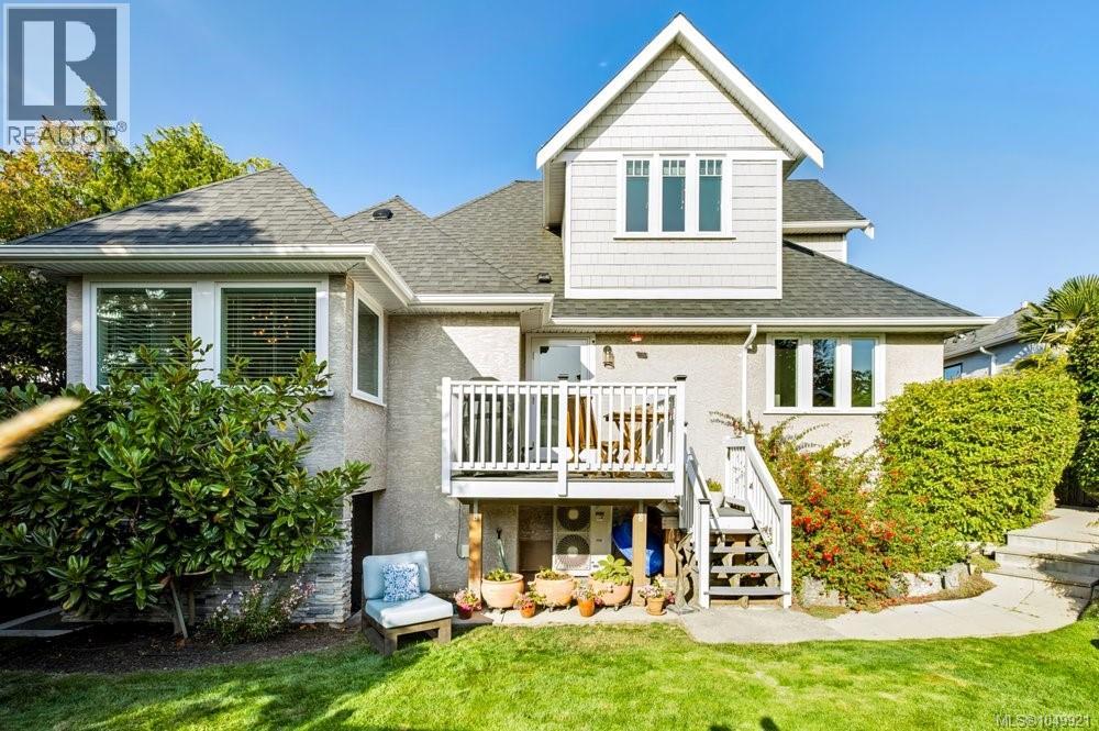 1244 Beach Dr - 62
