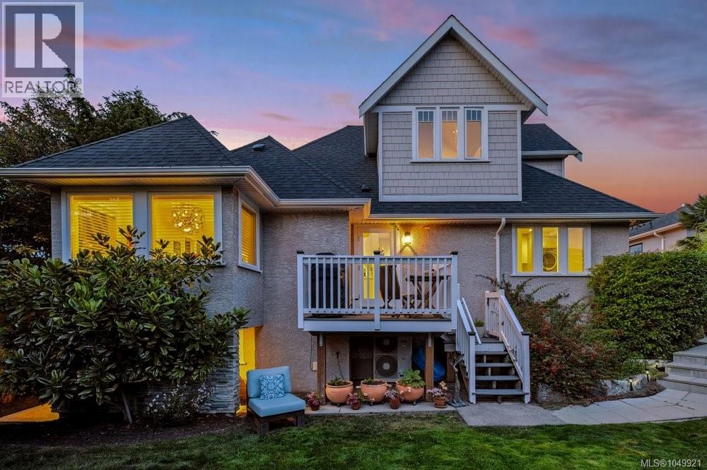  1244 Beach Drive, Oak Bay