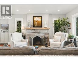 Entrance - 1244 Beach Dr, Oak Bay, BC V8S2N3 Photo 16