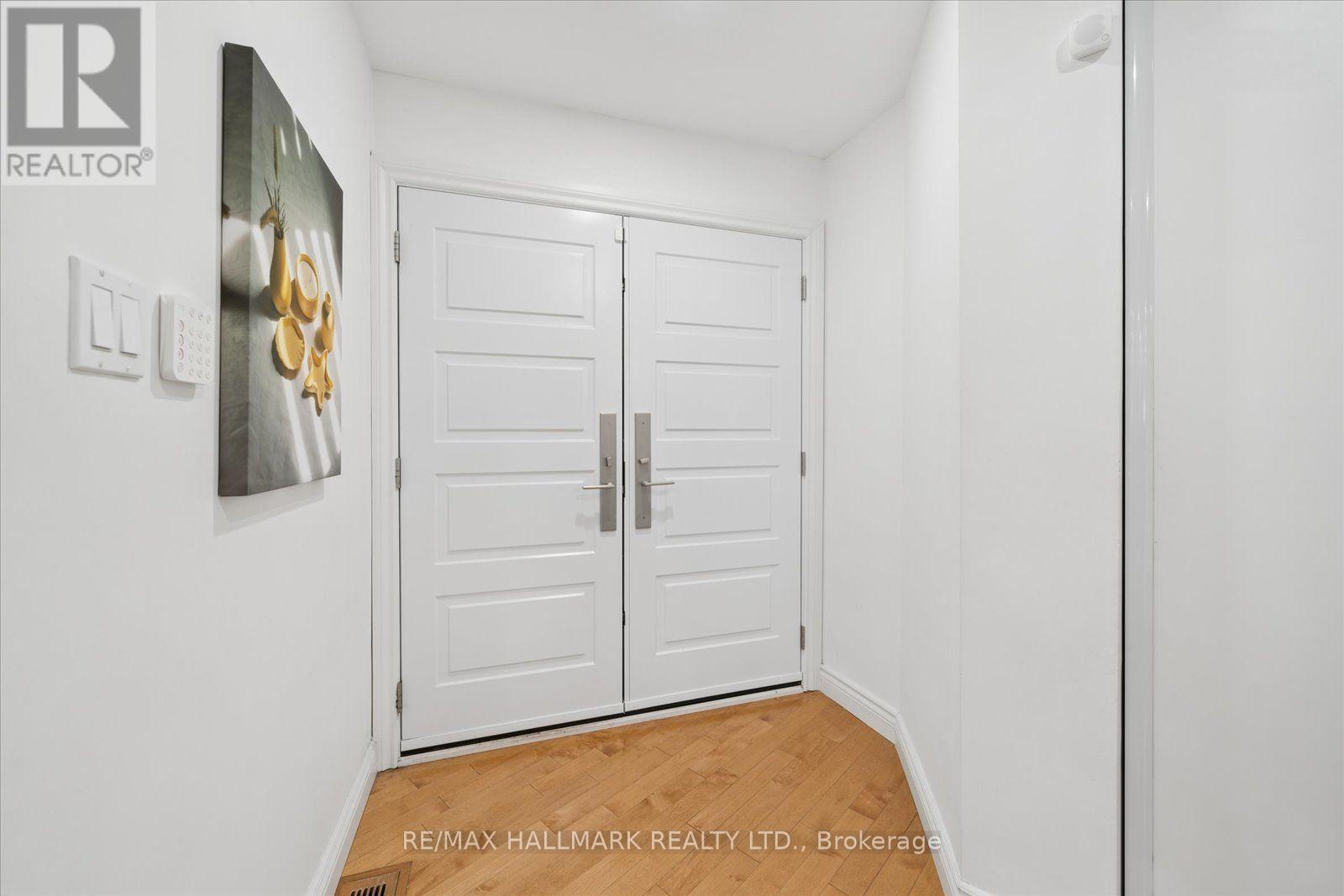 67 CHILMAR CRESCENT, Vaughan (Uplands) — photo 4