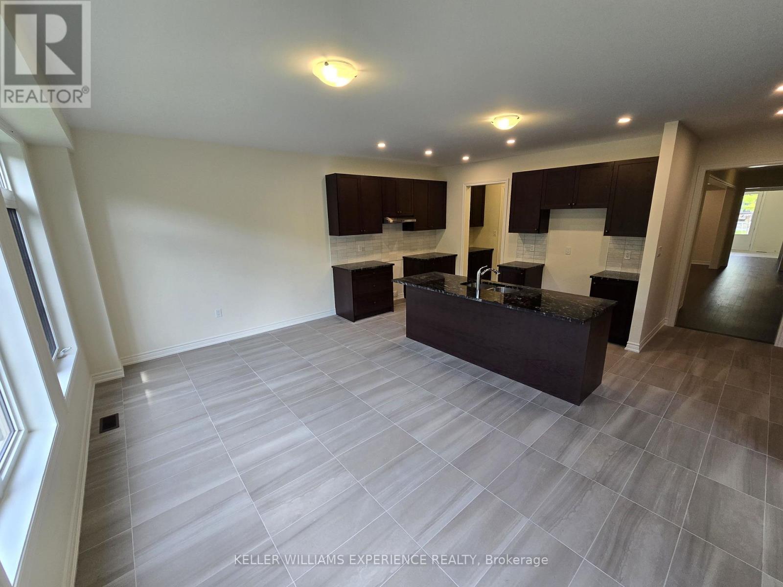 56 LAZARETTE LANE, East Gwillimbury (Holland Landing) — photo 12