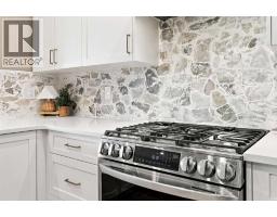 5pc Bathroom - 186 Cranbrook Park Se, Calgary, AB T3M3C2 Photo 7