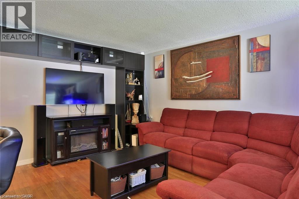 41 GREENOCK Drive Unit# A & B, Kitchener — photo 9