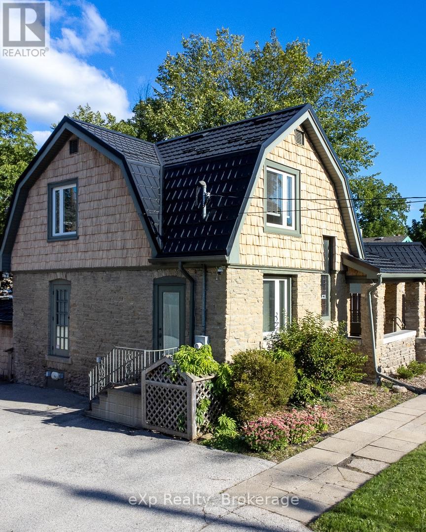 1025 2ND AVENUE W - Image 11