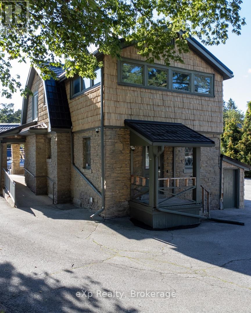 1025 2ND AVENUE W - Image 38