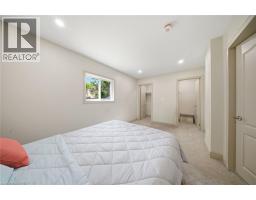 14 Bond Street, Brantford, ON N3R4G5 Photo 16