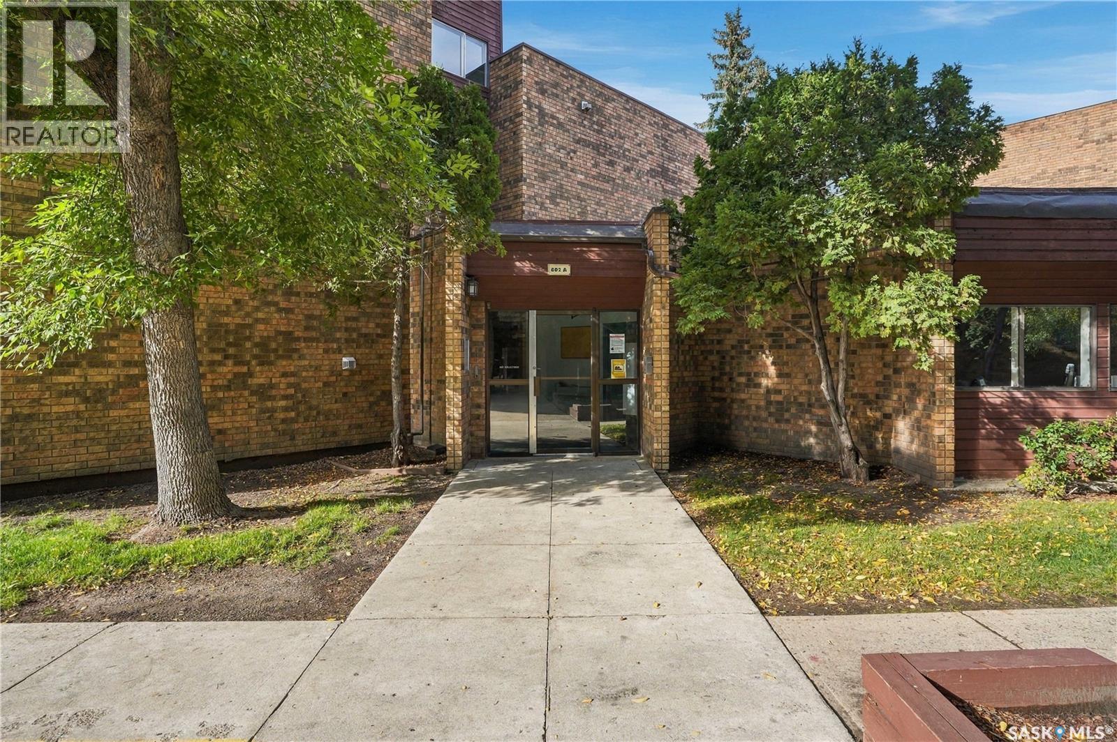 305 802A KINGSMERE BOULEVARD, Saskatoon Saskatchewan — photo 4