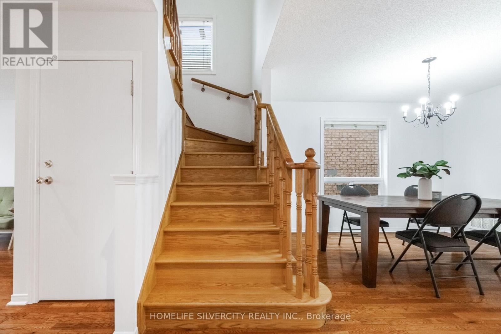 29 BEACHPOINT BOULEVARD - 26