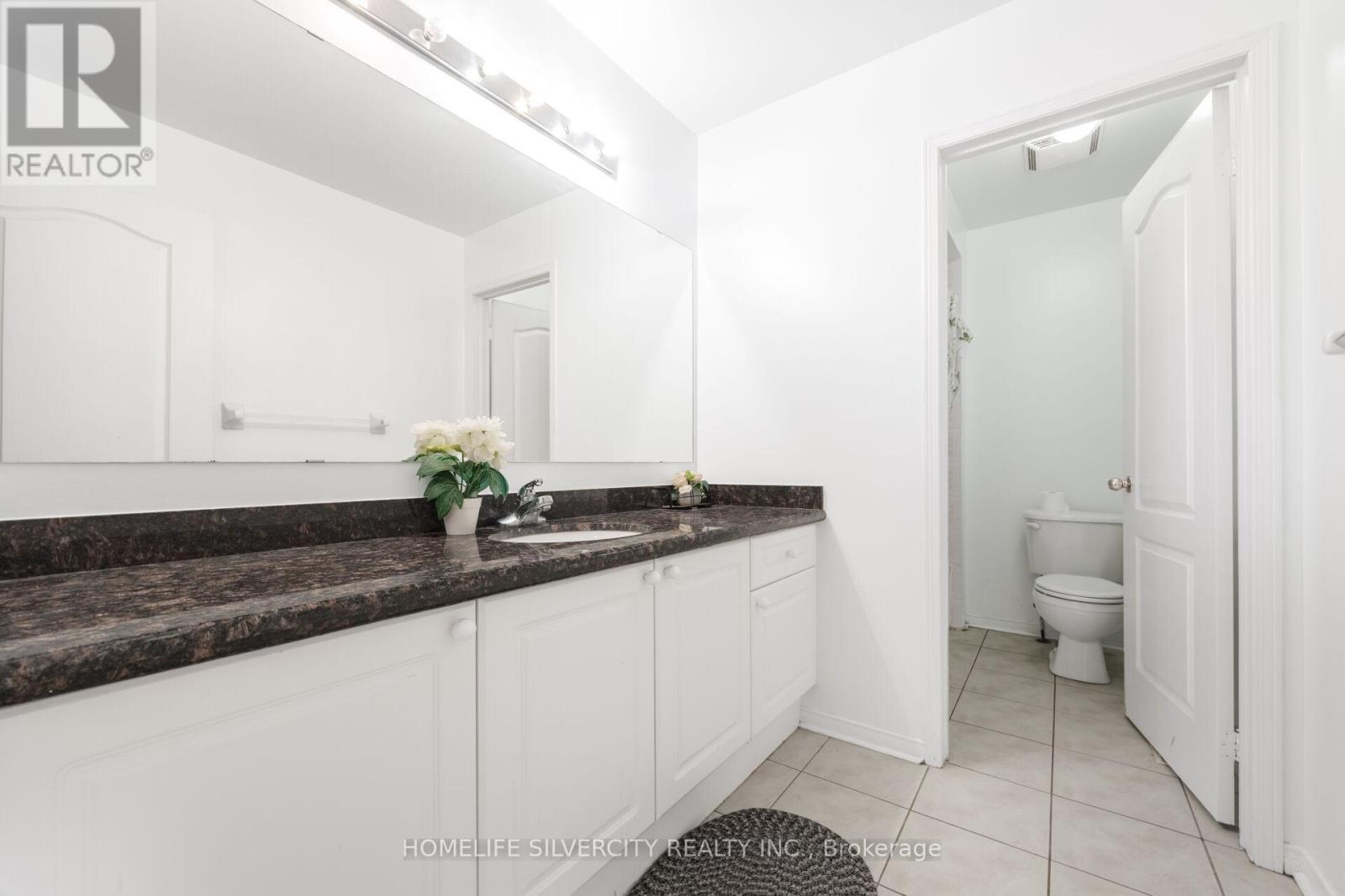 29 BEACHPOINT BOULEVARD - Image 36