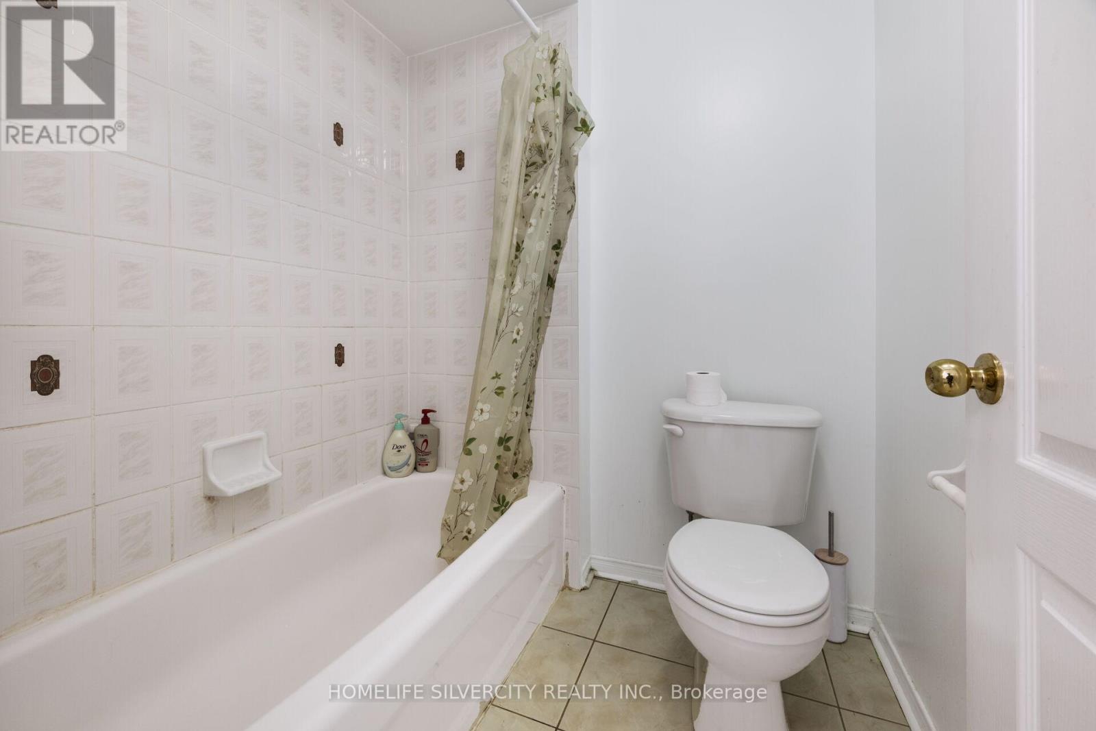 29 BEACHPOINT BOULEVARD - 37