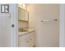 4301 Eva Rd, Bowser, BC V0R1G0 Photo 19