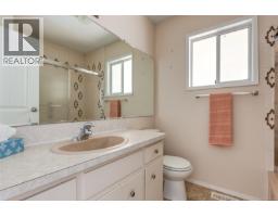 4301 Eva Rd, Bowser, BC V0R1G0 Photo 23