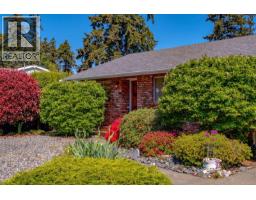 4301 Eva Rd, Bowser, BC V0R1G0 Photo 20