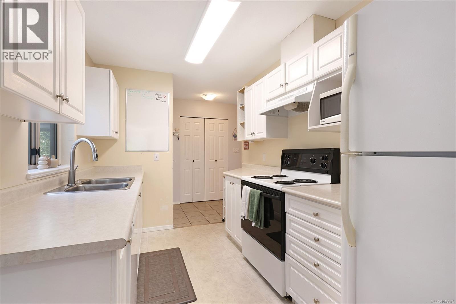 202 4685 Alderwood Pl, Courtenay