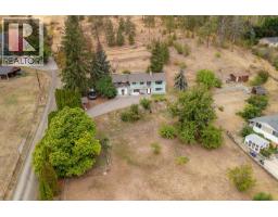 Full bathroom - 3490 Paynter Road, West Kelowna, BC V4T1R2 Photo 7