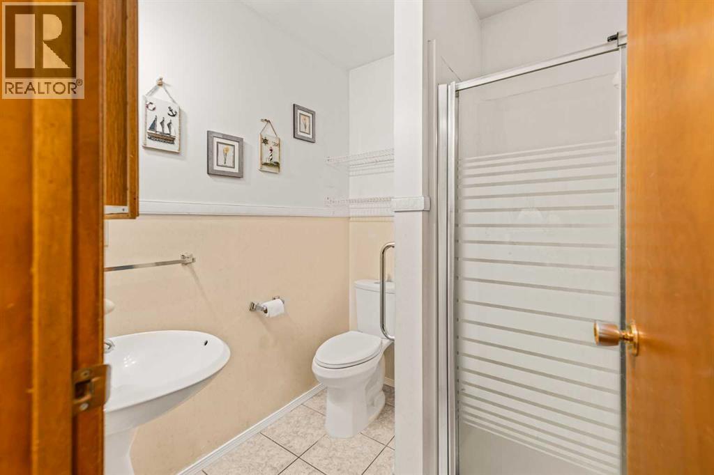 Primary 3 Piece Ensuite