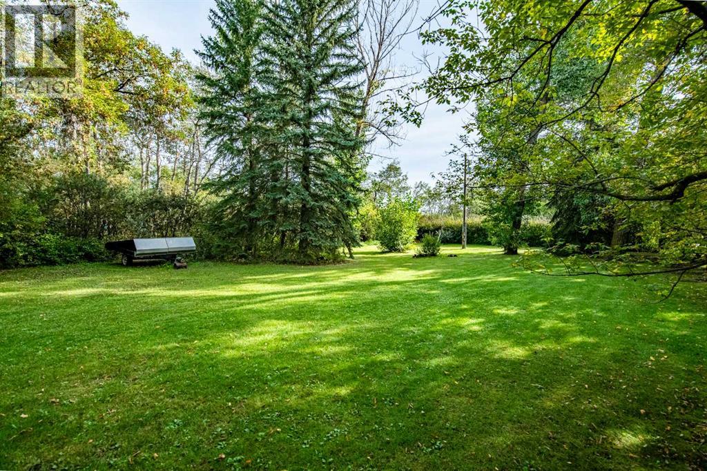Listing photo – 39040 C&E Trail, Red Deer