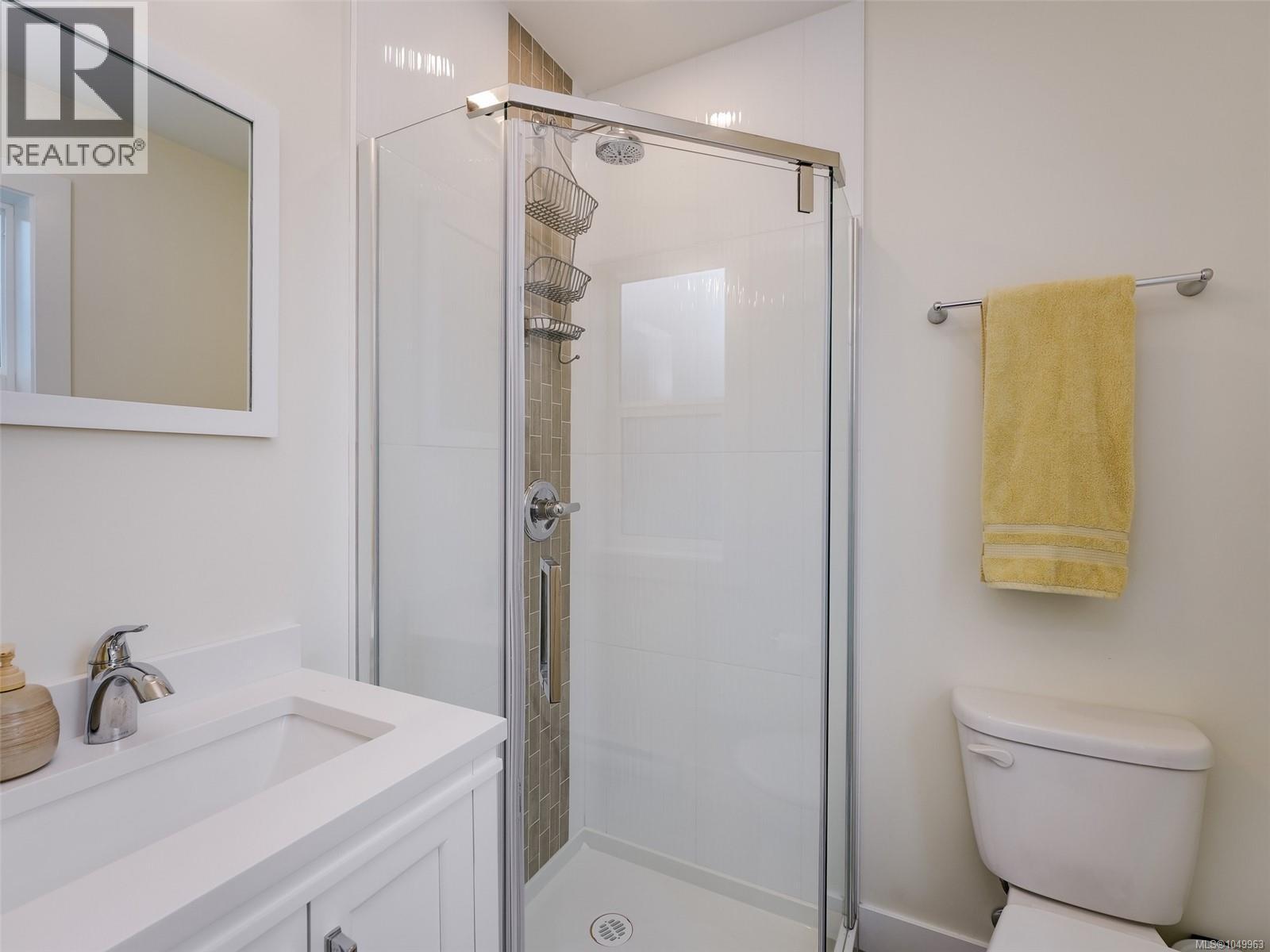 #102 3559 Vision Way - Image 16