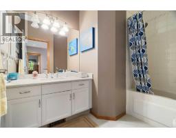 190 Woodpark Circle Sw, Calgary, AB T2W6G1 Photo 22