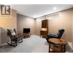 190 Woodpark Circle Sw, Calgary, AB T2W6G1 Photo 26